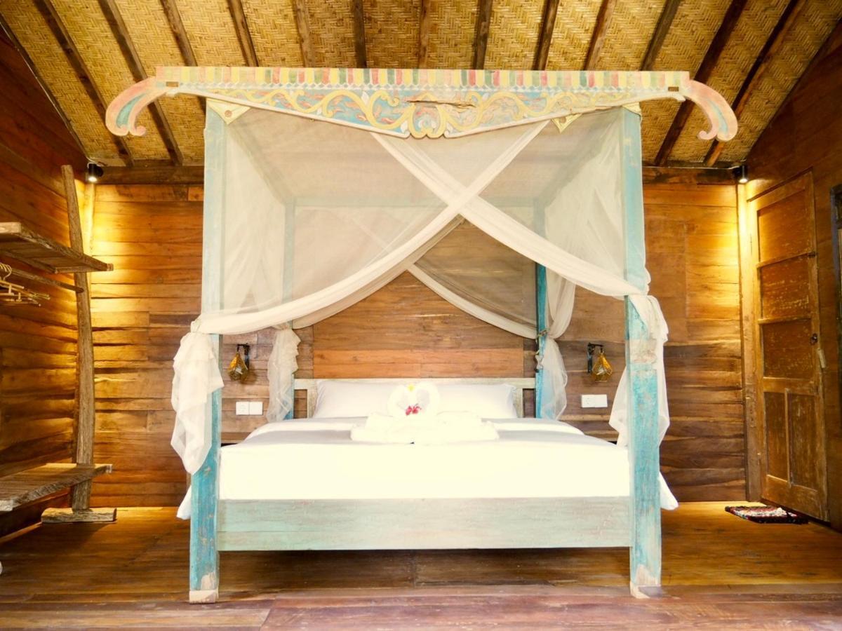 Green Vanilla Bungalow Sidemen  Luaran gambar